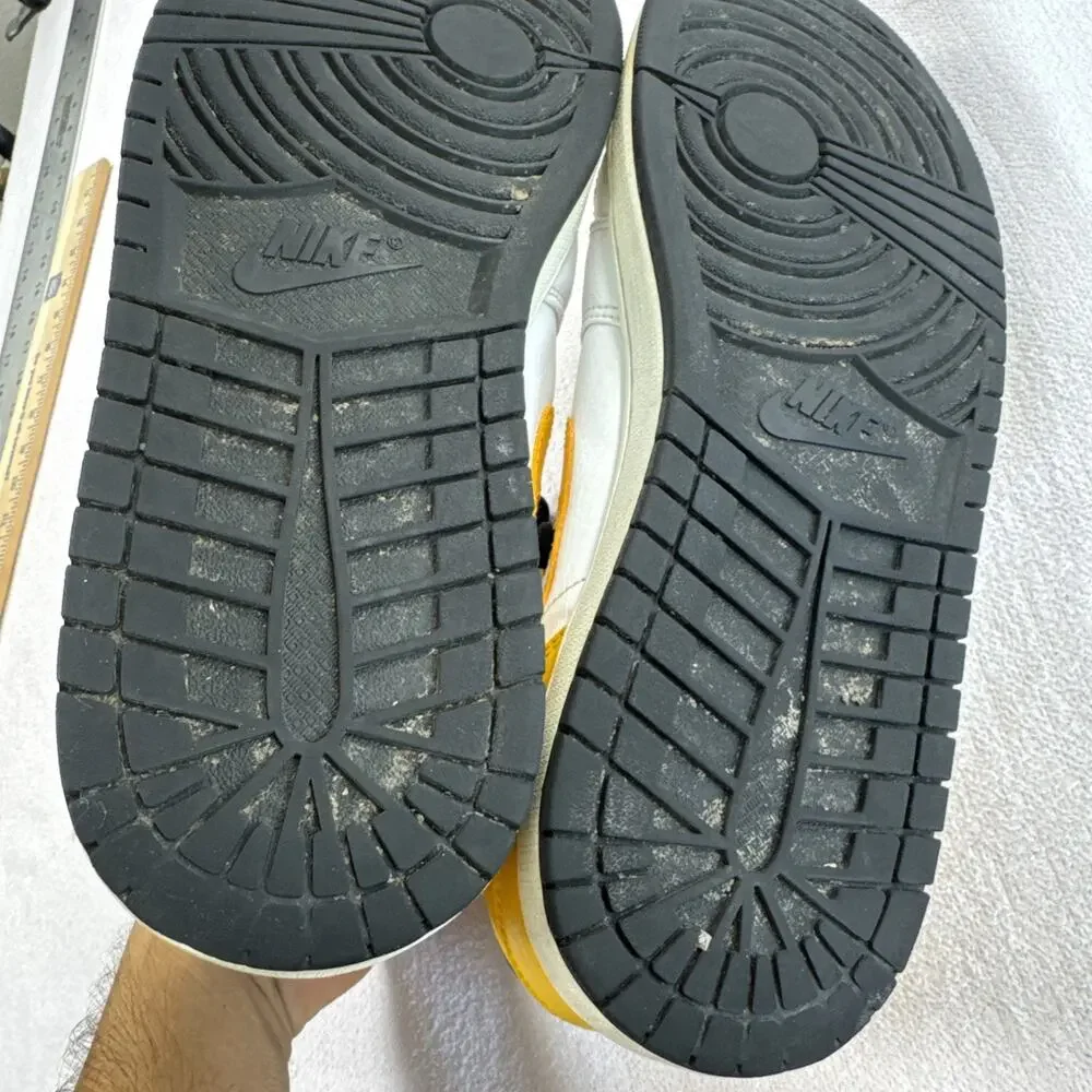 Air Jordan 1 Mid University Gold Size 13 Men’s Black Yellow Retro
